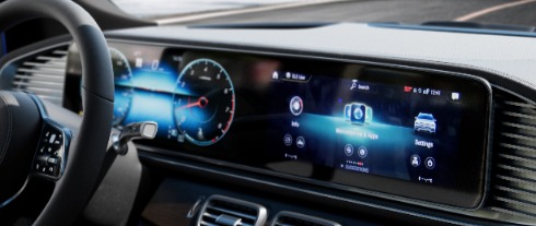 HKC Unveils the World's First a-Si In-Vehicle TRD + TDDI Screen, Redefining the New Driving Intelligence Experience